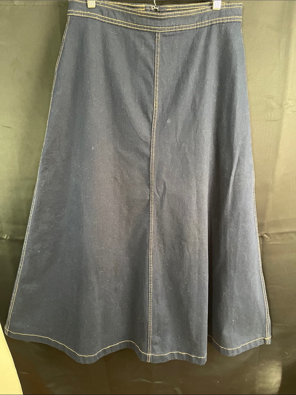 Vince Camuto Dark Blue Denim A-Line Skirt with Contrast Stitching
